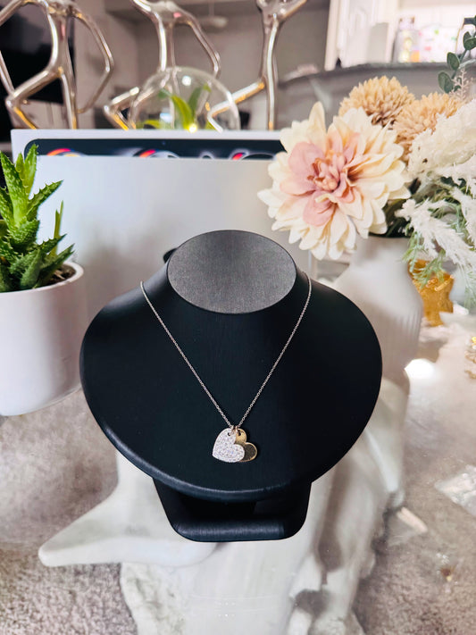 Hermoso collar en corazón perfecto para uso diario 🤍